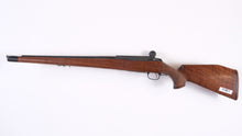 Load image into Gallery viewer, Tikka M590 in 243 Win Fullstock-left handed stock