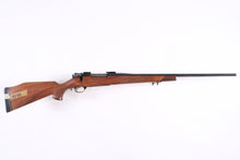 Load image into Gallery viewer, Weatherby MkV in 300 Weatherby Mag. SKU: 22653
