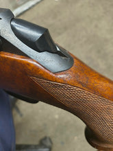 Load image into Gallery viewer, Tikka M590 in 243 Win Fullstock-left handed stock