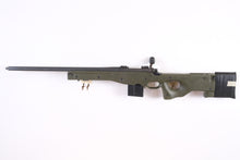 Load image into Gallery viewer, Remington  700 in 243Win. SKU: 25539

