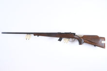 Load image into Gallery viewer, Anschutz 1422 in 22LR , SKU: 25622
