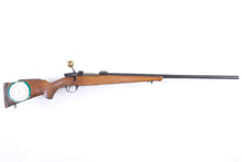 Load image into Gallery viewer, Husqvarna 1640 in 6.5x55, medium heavy barrel

