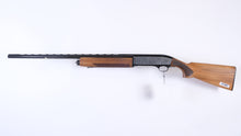 Load image into Gallery viewer, Franchi model 520 semi-auto in 12Ga
