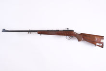 Load image into Gallery viewer, Anschütz single shot in 22LR SKU: 22524
